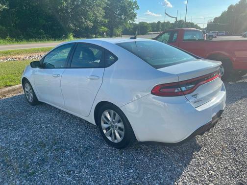 White 2014 Dodge Dart SE