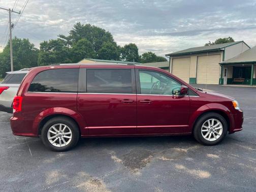 Red 2019 Dodge Grand Caravan SXT
