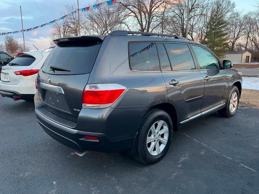 2011 Toyota Highlander Base