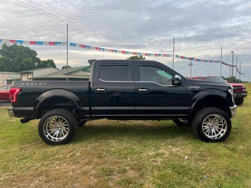 Black 2016 Ford F-150 Lariat