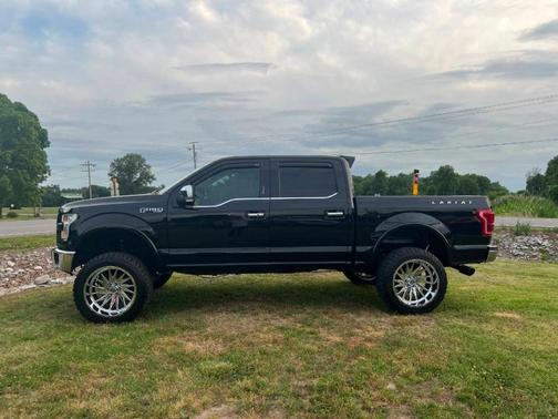Black 2016 Ford F-150 Lariat