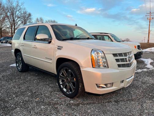 2013 Cadillac Escalade Premium
