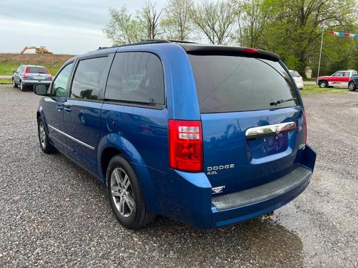2010 Dodge Grand Caravan Crew