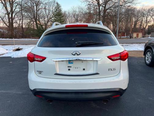 2012 INFINITI FX35 Base