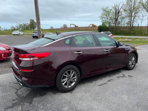 2020 Kia Optima LX