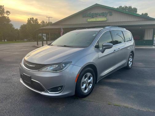 Silver 2017 Chrysler Pacifica Touring-L Plus
