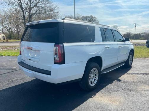 White 2019 GMC Yukon XL SLT