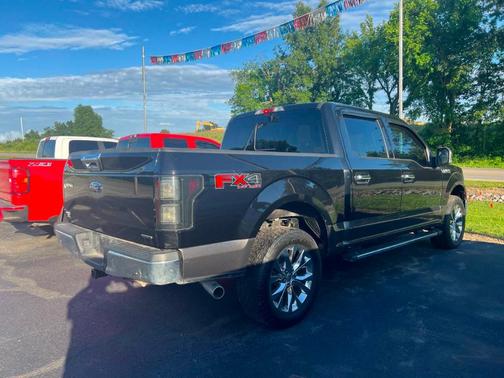 Black 2016 Ford F-150 XLT