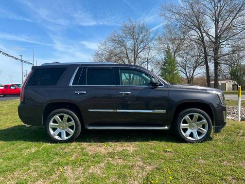 2015 Cadillac Escalade Luxury