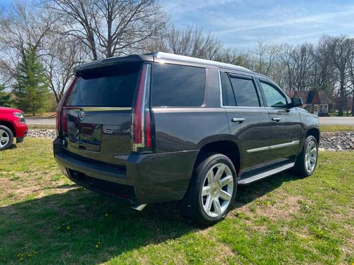 2015 Cadillac Escalade Luxury