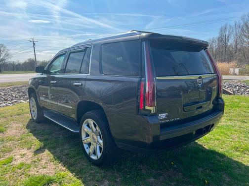 2015 Cadillac Escalade Luxury
