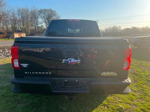 2017 Chevrolet Silverado 1500 High Country