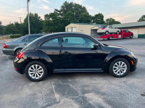 2014 Volkswagen Beetle Auto 1.8T Entry