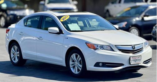 Bellanova White Pearl 2013 Acura ILX Hybrid 1.5L