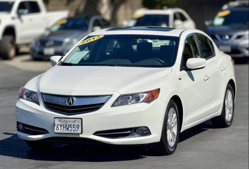 Bellanova White Pearl 2013 Acura ILX Hybrid 1.5L