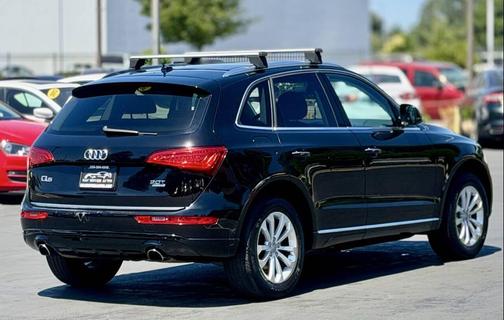 Black 2017 Audi Q5 2.0T Premium