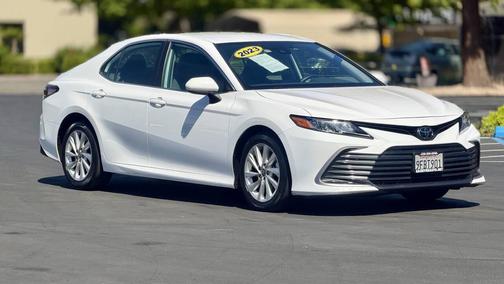 Ice Cap 2023 Toyota Camry LE