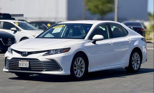 Ice Cap 2023 Toyota Camry LE