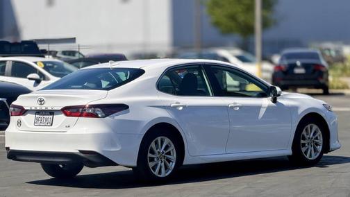 Ice Cap 2023 Toyota Camry LE