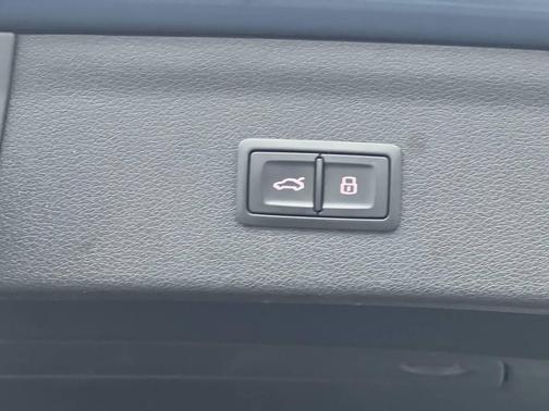 2016 Audi Q3 2.0T Premium Plus