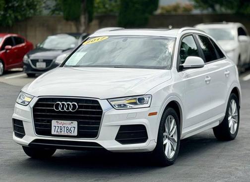 White 2017 Audi Q3 2.0T Premium