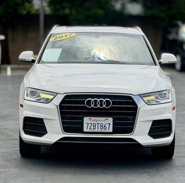 White 2017 Audi Q3 2.0T Premium