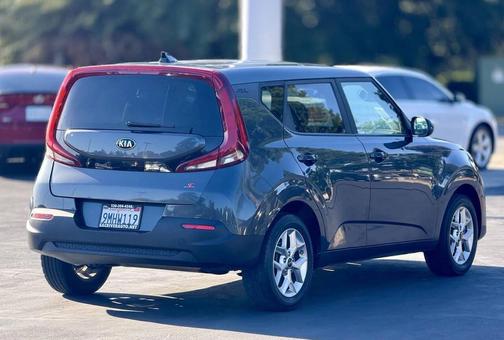 Gravity Gray 2021 Kia Soul S