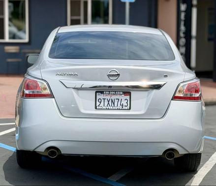Brilliant Silver 2015 Nissan Altima 2.5 S