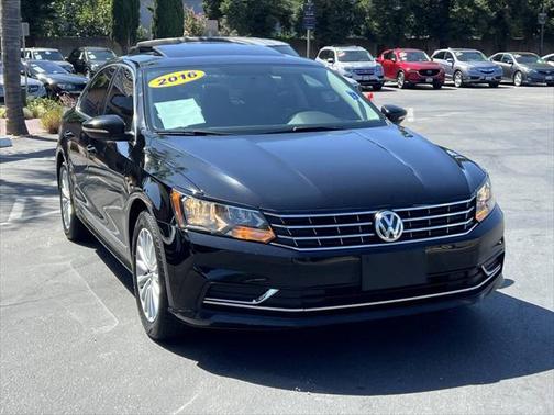 2016 Volkswagen Passat 1.8T SE