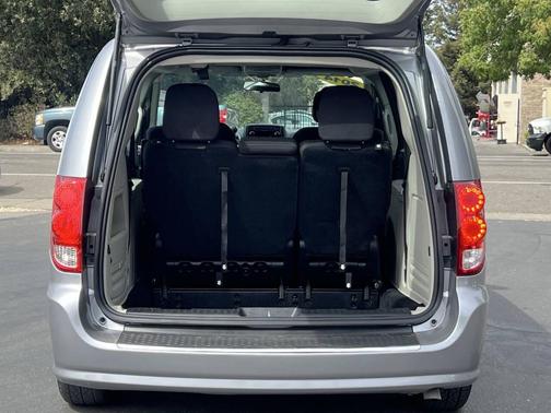 2014 Dodge Grand Caravan AVP/SE