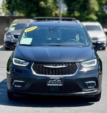 Charcoal 2022 Chrysler Pacifica Touring L