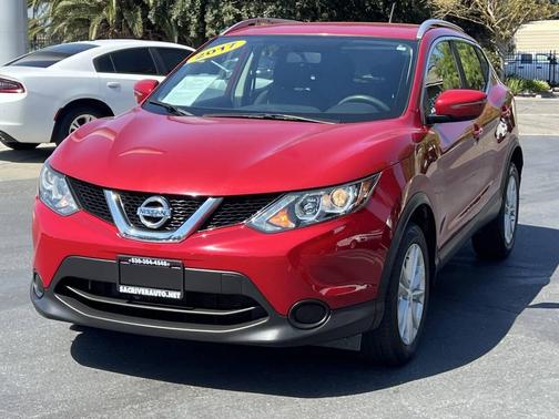 2017 Nissan Rogue Sport SV