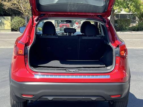 2017 Nissan Rogue Sport SV