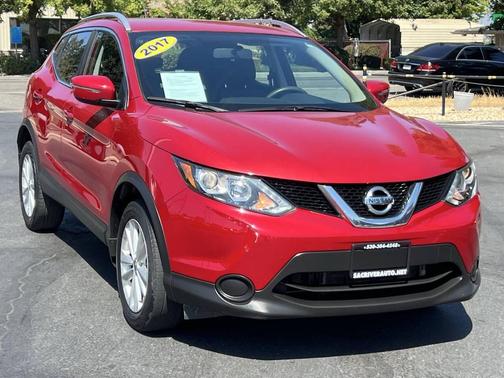 2017 Nissan Rogue Sport SV
