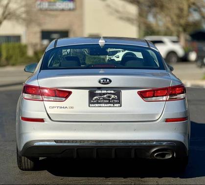 2019 Kia Optima LX