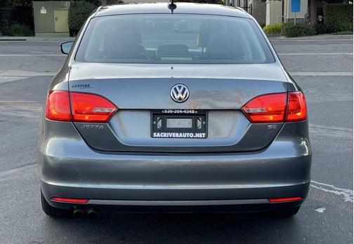 2014 Volkswagen Jetta Auto SE