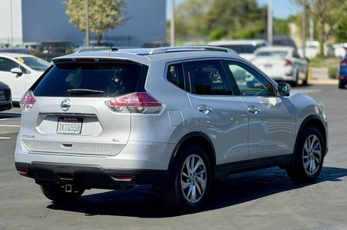 2015 Nissan Rogue SL