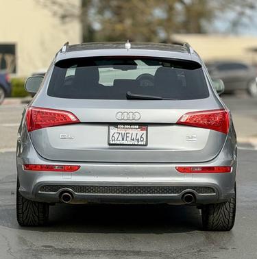 2010 Audi Q5 3.2 Premium quattro