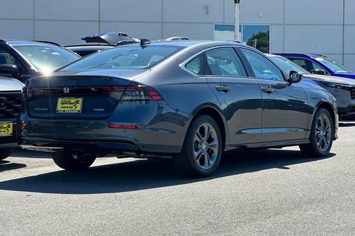 2025 Honda Accord Hybrid 