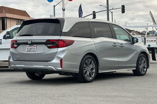 2025 Honda Odyssey 