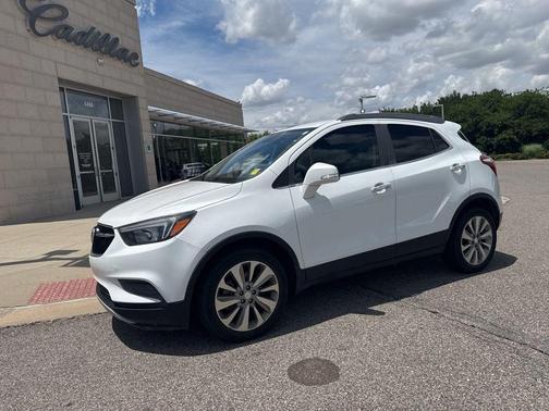Summit White 2017 Buick Encore Preferred