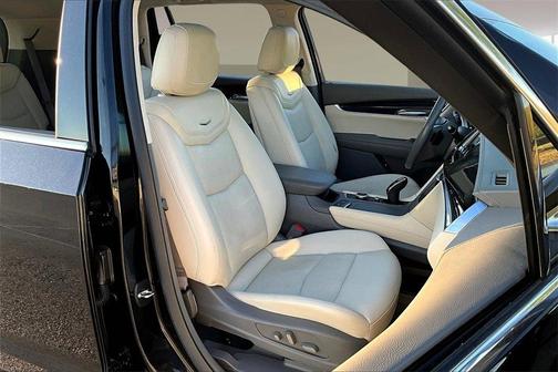 2021 Cadillac XT6 Premium Luxury AWD