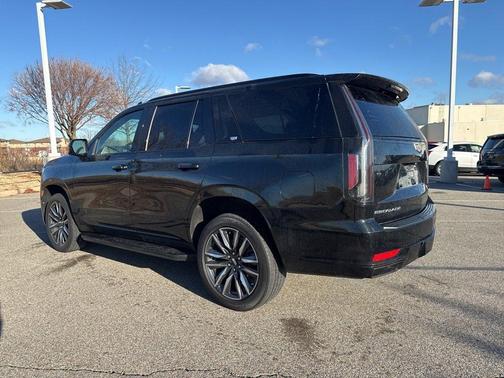 2023 Cadillac Escalade Sport