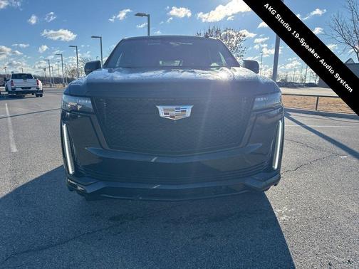 2023 Cadillac Escalade Sport