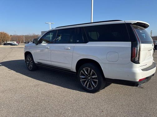 2023 Cadillac Escalade ESV Sport