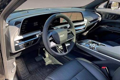 Stellar Black Metallic 2025 Cadillac LYRIQ Luxury