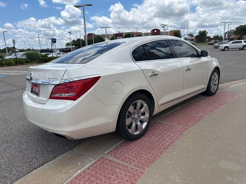 White Diamond Tri-Coat 2014 Buick LaCrosse Leather