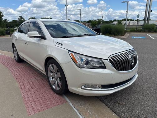 White Diamond Tri-Coat 2014 Buick LaCrosse Leather