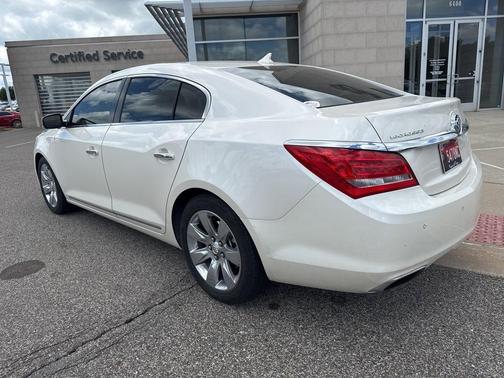 White Diamond Tri-Coat 2014 Buick LaCrosse Leather