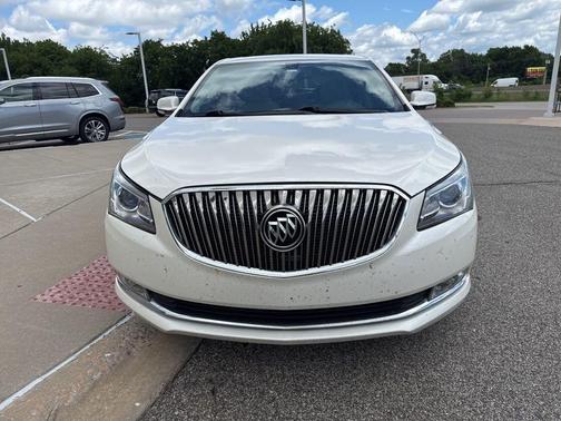 White Diamond Tri-Coat 2014 Buick LaCrosse Leather